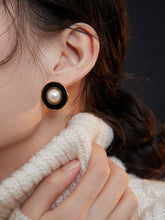 Load image into Gallery viewer, Black Drip Glaze Shell Pearl Earrings E0559