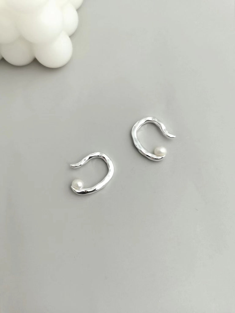 Natural Pearls Ear Cuff （Single）B011