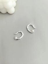 Load image into Gallery viewer, Natural Pearls Ear Cuff （Single）B011